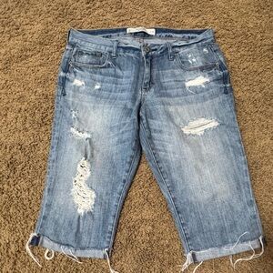 Abercrombie & Fitch Light Blue Distressed Cropped Jeans